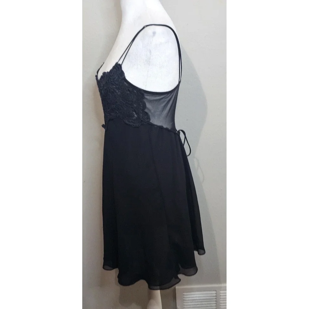 Y2K Flora Nikrooz Made USA Black Lace Chemise Slip Nightgown Lingerie Sz Small